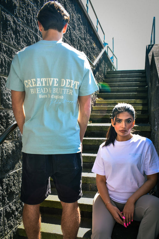 2 peroplr in streetwear clothing